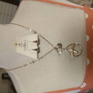 DaVinci Accessories ON THE WINGS OF ANGELS coord-set Doves necklace & earrings